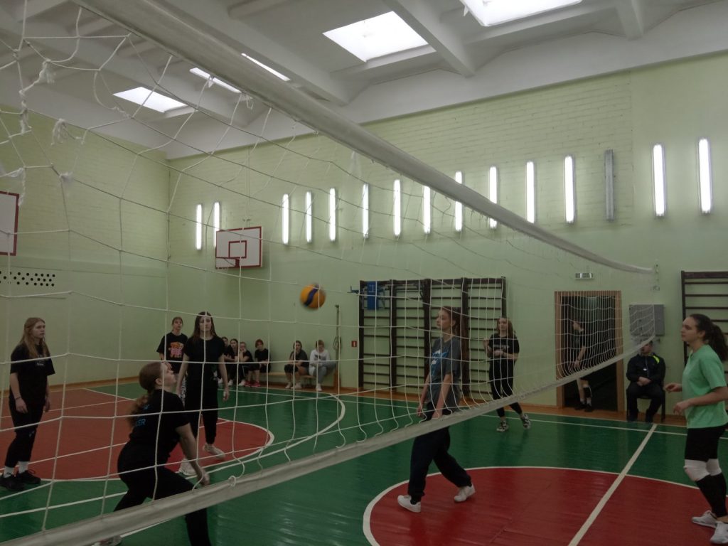 В ГУ «Московский ФОЦ» прошли соревнования по волейболу среди девушек 2008-2009 гг. р. в программе районной спартакиады «Юность».