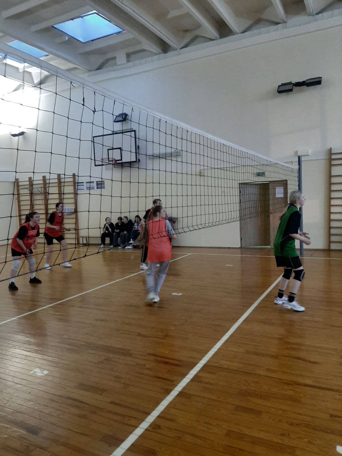 В Московском районе г. Минска в программе районной спартакиады «Юность» 4-5 марта 2024 года прошли соревнования по волейболу среди девочек 2008-2010 гг.р.