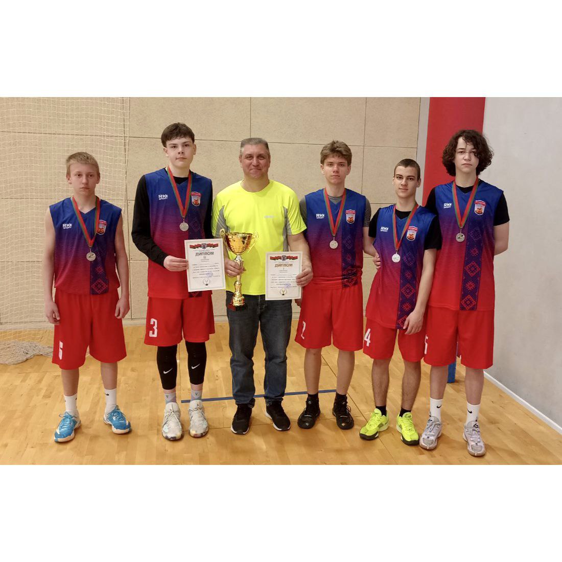 Вот и закончились городские соревнования по баскетболу 🏀 3х3 среди девушек и юношей 2010-2011гг.р. в программе городской спартакиады «Юность».